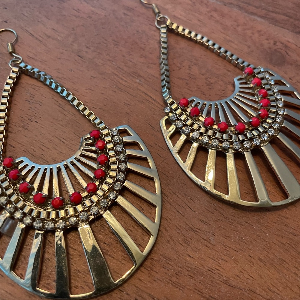 3/$15 🌟 Earrings
